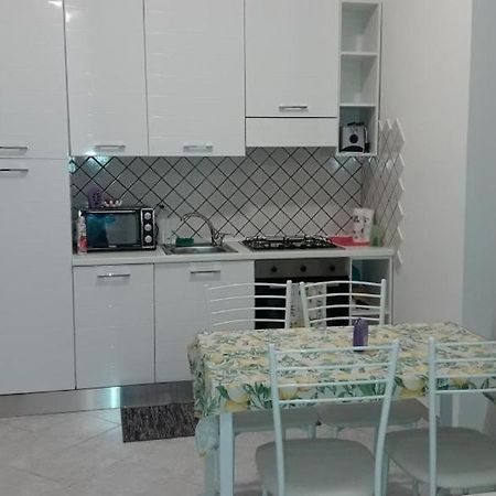 Marilyn House Daire Desenzano del Garda Dış mekan fotoğraf
