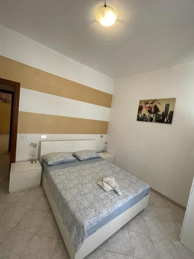Marilyn House Daire Desenzano del Garda Dış mekan fotoğraf